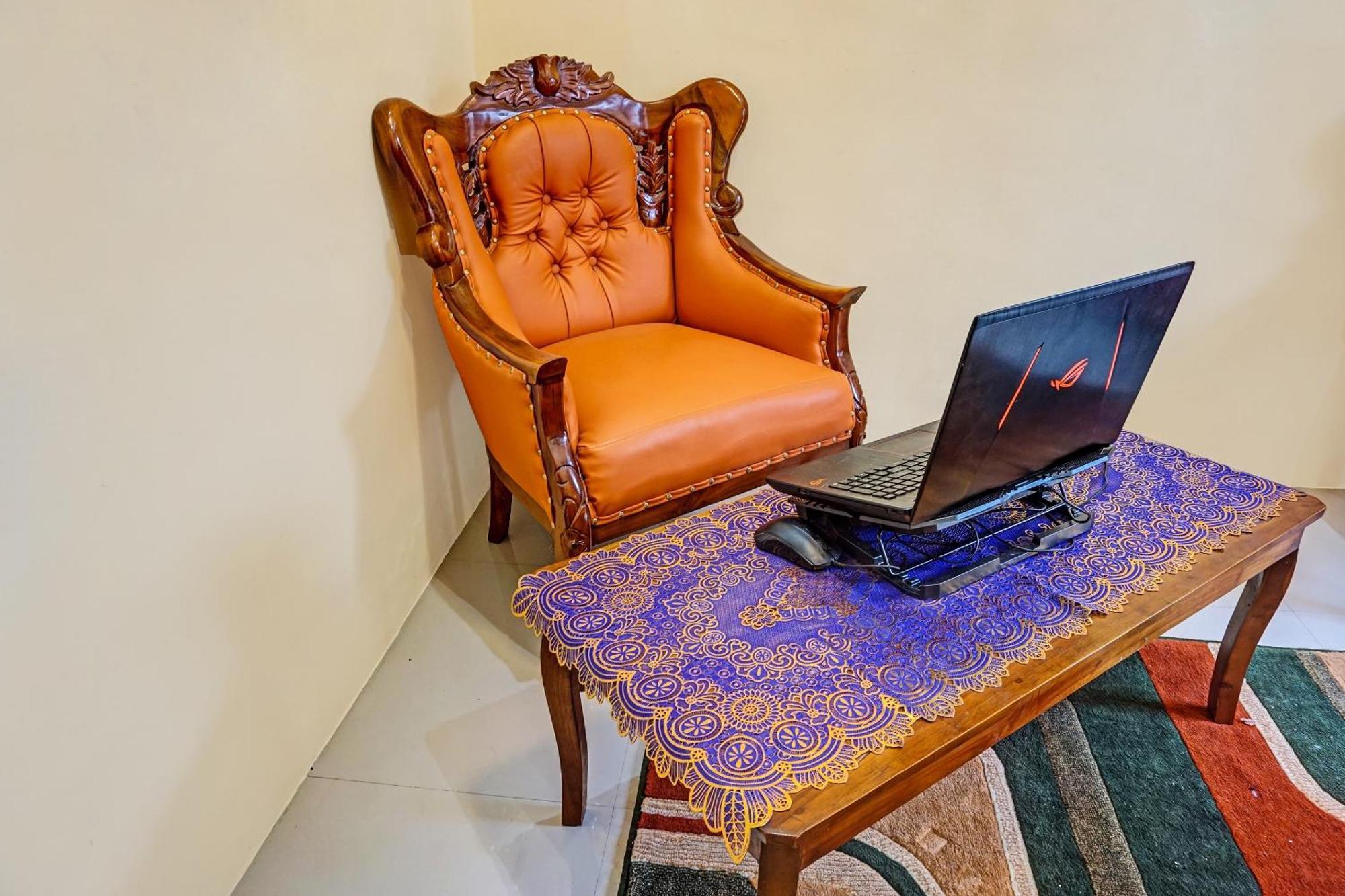 Oyo 91707 Jannah Homestay Syariah Dau Экстерьер фото